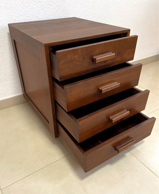 Escritorio madera con cajonera y silla