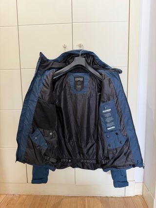 Conjunto chaqueta/pantalón esquí Protest 2026