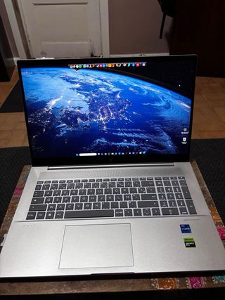 Portátil HP Envy 17 FHD 17.3 core i7