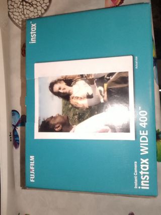 Cámara Fujifilm Instax WIDE 400 Negra