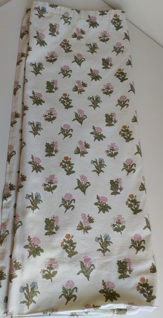 Conjunto 2 Cortinas 1,38x0,87 con Forro, Algodòn