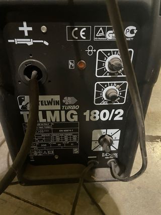 Soldadora Mig Mag 180/2 Turbo Telwin con soporte