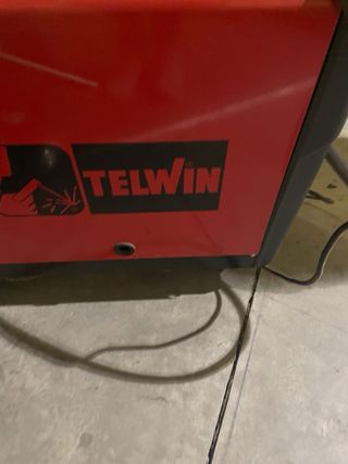 Soldadora Mig Mag 180/2 Turbo Telwin con soporte