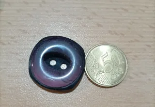 Bottoni vintage viola e neri