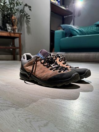 Zapatos de trekking KAIKKIALLA 41– Muy buen estado