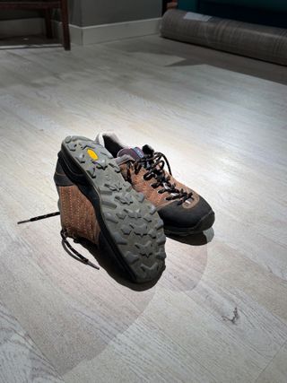 Zapatos de trekking KAIKKIALLA 41– Muy buen estado