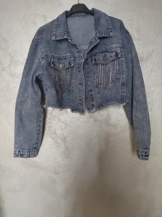Giubbino denim corto con strass tg S