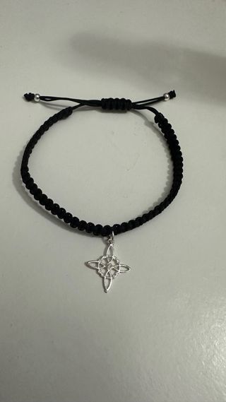 Pulsera artesanal Nudo de Brujas en Plata de Ley