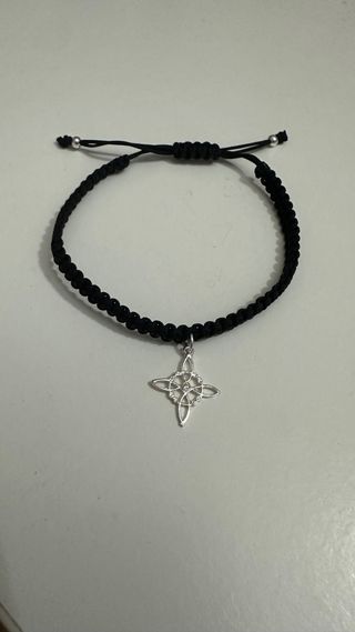 Pulsera artesanal Nudo de Brujas en Plata de Ley