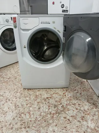 Lavadora Secadora Hotpoint Ariston 10/7kg