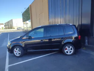 Volkswagen Touran 2011
