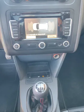 Volkswagen Touran 2011