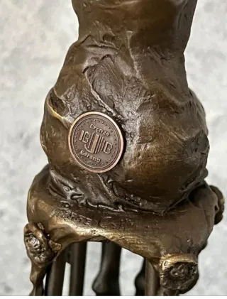 Figura de bronce Art Deco