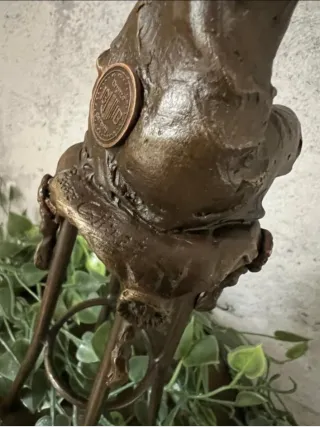 Figura de bronce Art Deco