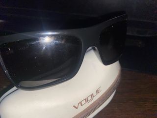 Gafas de sol Vogue mujer negras