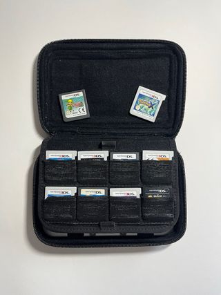 Nintendo 3DS XL con juegos