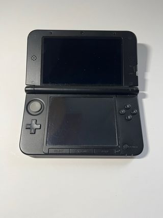 Nintendo 3DS XL con juegos