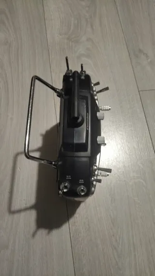 Emissora Futaba T8FG Super 2.4GHz FASST