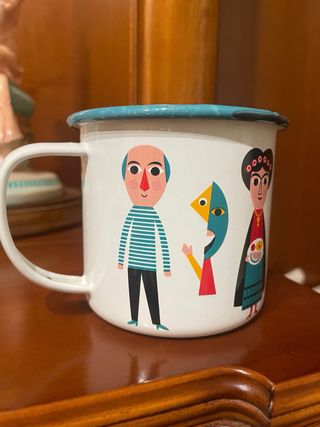Taza Metal Artistas Siglo XX