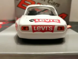 Alfa Romeo GTA 1300 Levi's de BRM