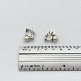 Pendientes Oro Blanco 18kt Perla y Diamante
