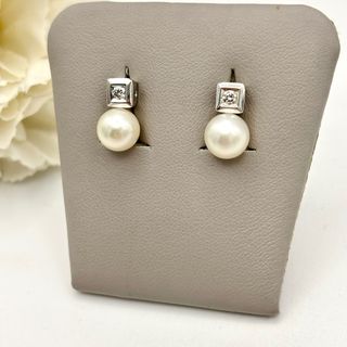 Pendientes Oro Blanco 18kt Perla y Diamante