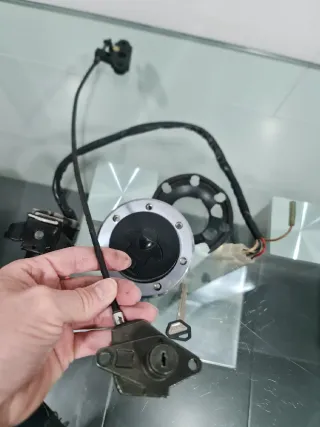 Juego Cerraduras Kawasaki ZXR 750 J