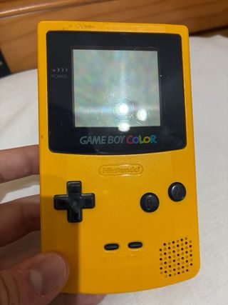 Game Boy Color Amarilla + Pokémon Pinball