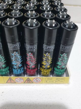 Set 48 Accendini Clipper Large Riutilizzabili