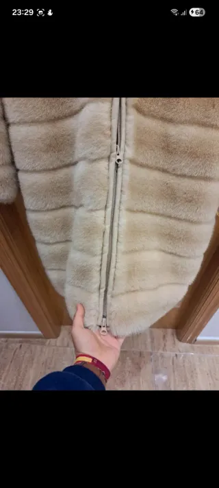 Abrigo de pelo beige