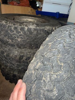 Llantas 195 R14C (5)