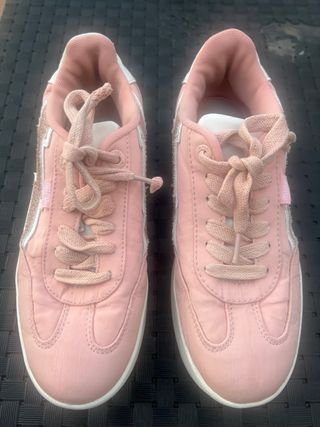 Zapatillas con plataforma. Mustang. Número 38