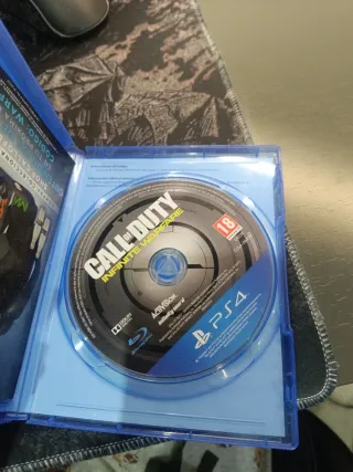 Call of Duty Infinite Warfare Legacy Edition PS4