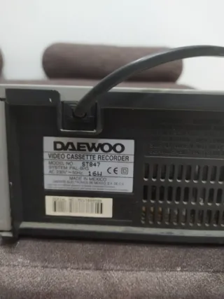 Reproductor VHS Daewoo ST847 con caja
