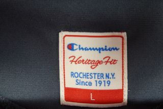 Chaqueta Deportiva Champion Morada Talla L