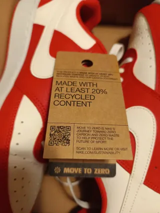 Zapatillas Nike Rojas y Blancas