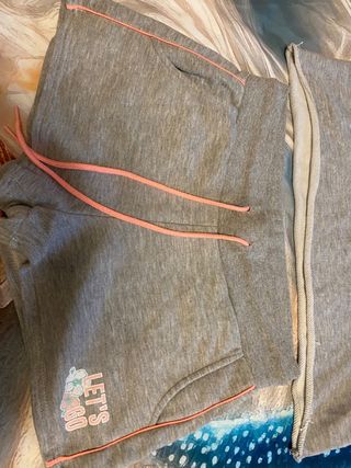 Conjunto Sudadera y Pantalón Gris
