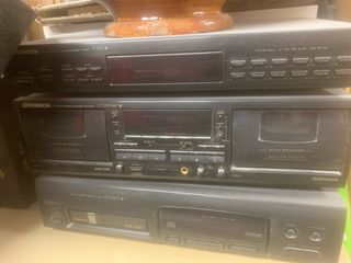 Pioneer F-104 Radio, CT-W504R Doble Cassette, PD-M