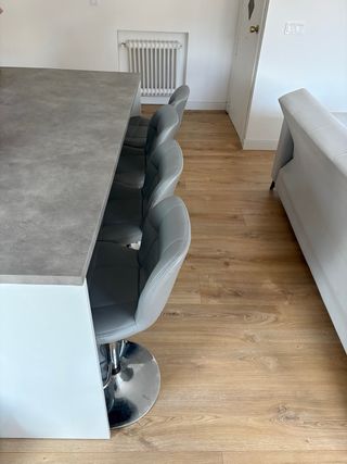 Taburetes de cocina grises (2 unidades)