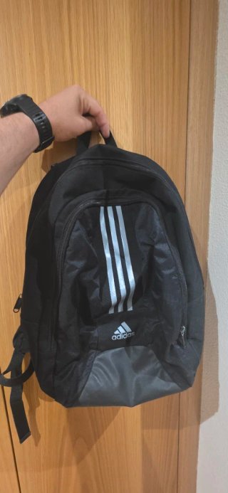 Mochila Adidas Negra