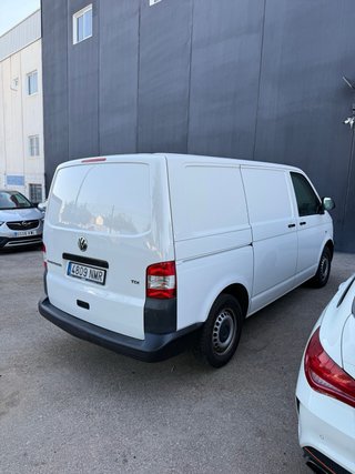 🚐 Volkswagen Transporter T5 2015 | Ideal Camper