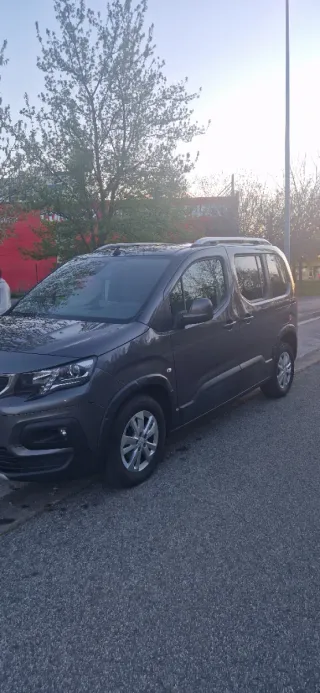 Peugeot Rifter 2021
