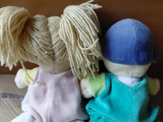 Pupazzi morbidi bambina e bambino