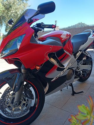 Honda CBR 600 F4i 2004 Roja/Plata
