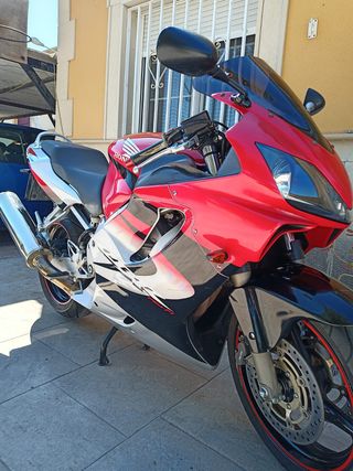 Honda CBR 600 F4i 2004 Roja/Plata