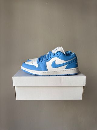 Nike Air Jordan 1 Low UNC University Blue
