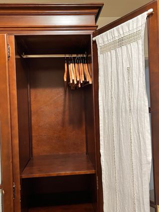 Armario madera clásico 3 puertas cristal