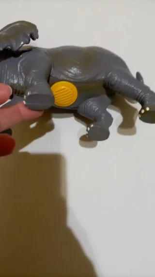 Action figure elefante