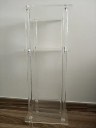 Mesita auxiliar metacrilato transparente