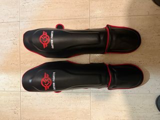 Espinilleras Muay Thai Custom Fighter